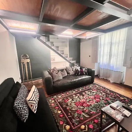 דירה Maison Loft Apartment, Cathedralgre