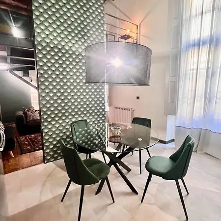 Maison Loft Apartment, Cathedralgre Apartment
