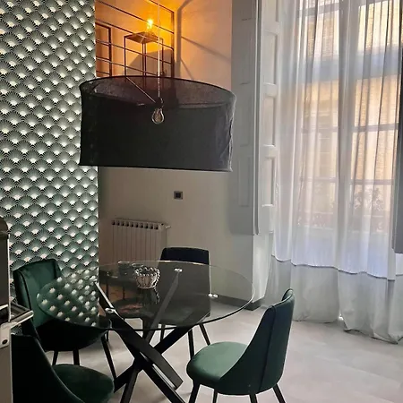 Maison Loft Apartment, Cathedralgre